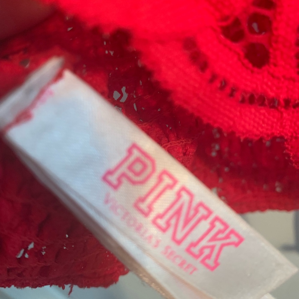 Pink bra - Picture 3 of 4